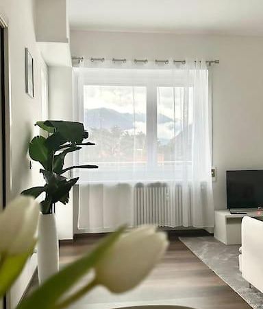 Luxury Apartment With View Como Kültér fotó